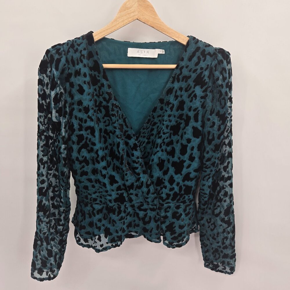Astr The Label Green Velvet Burnout Blouse Small